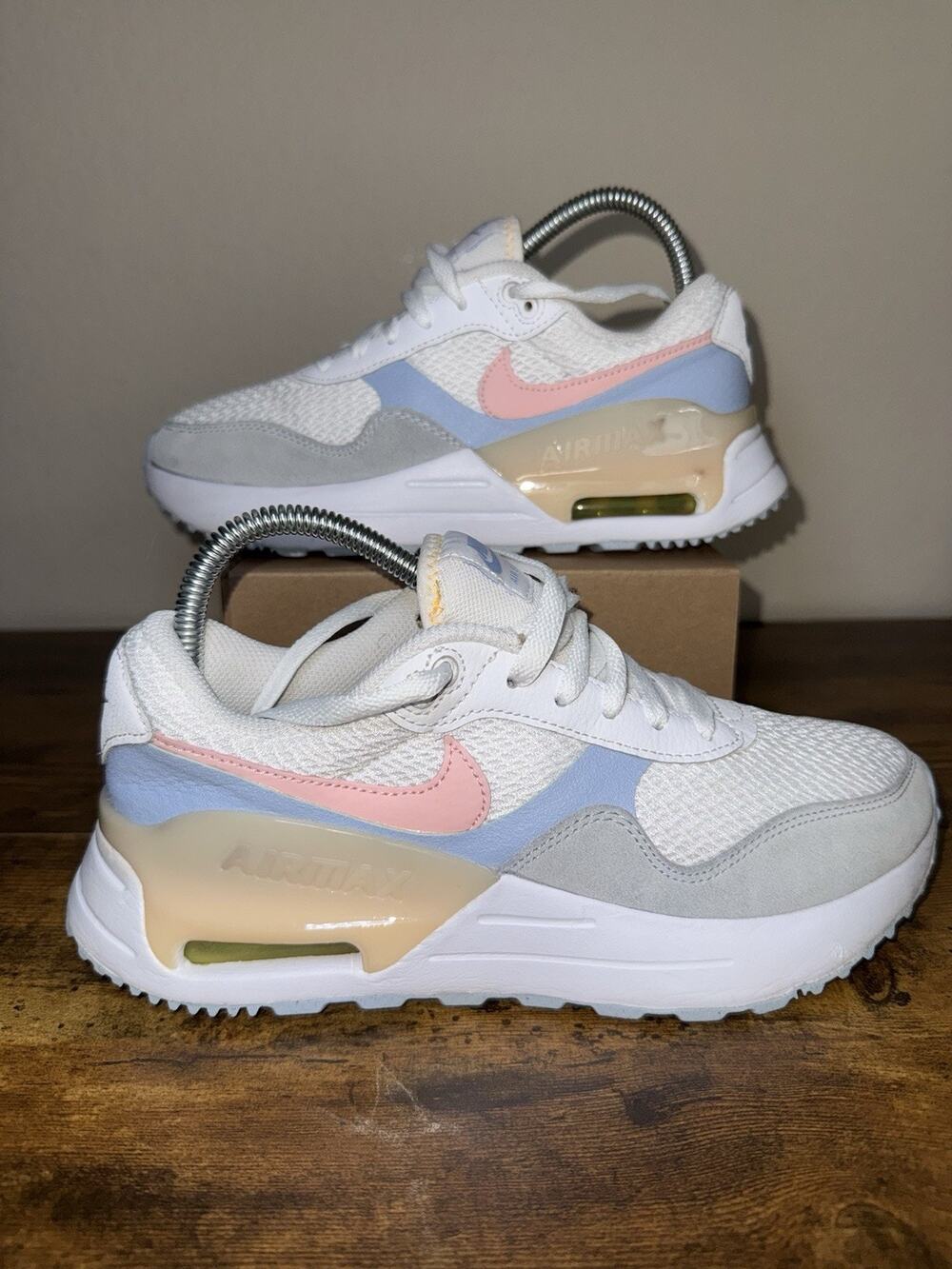 Nike Air Max Women's Size 8 Nike Running Shoes White Cobalt Pink -DM9538-106